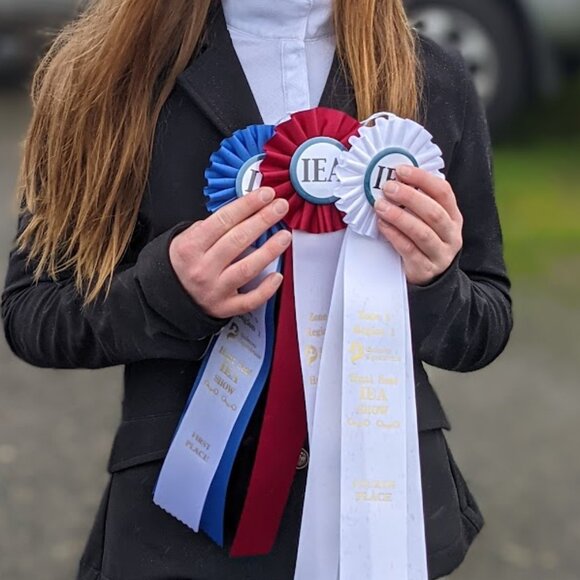 Arista Equestrian Show Jacket – Made in Canada – Size Small - Picture 3 of 8